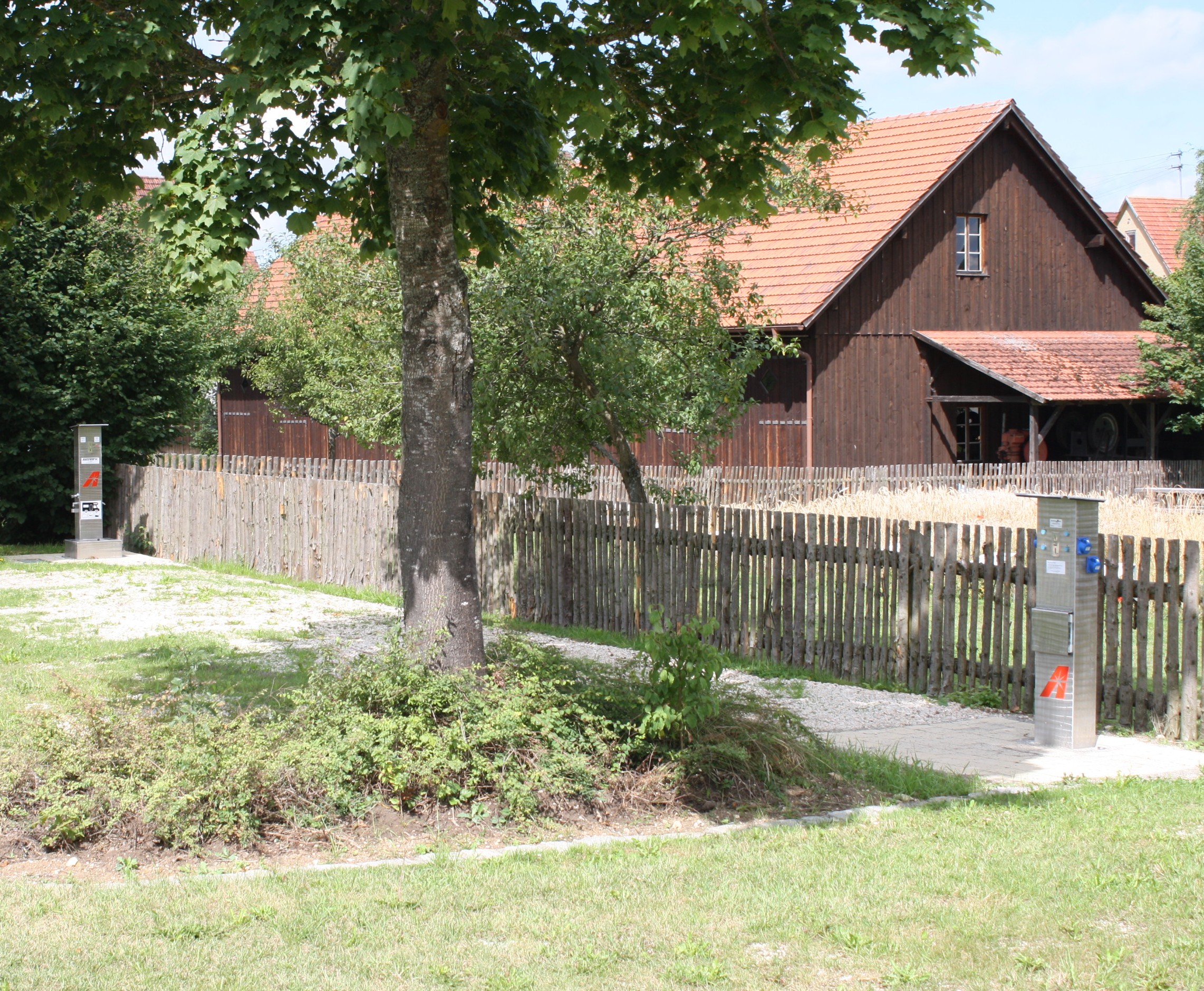 kopie_von_2012_08_08_6140 Wohnmobilstellplatz
